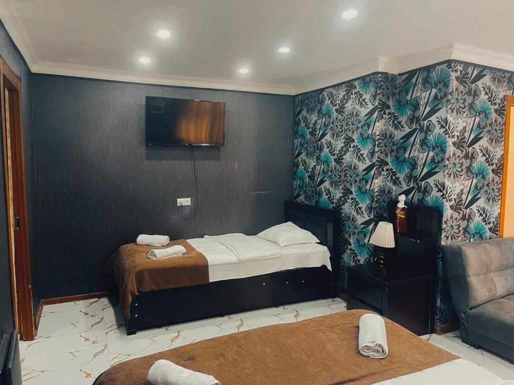 Elno Hotel Tbilisi Ngoại thất bức ảnh
