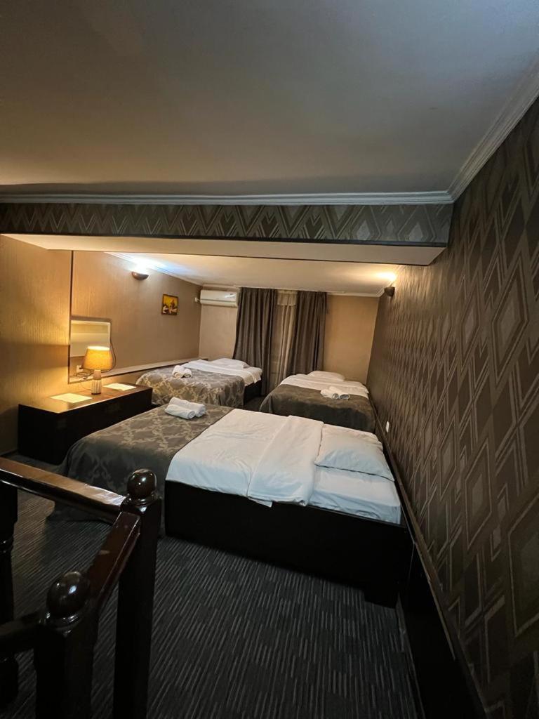 Elno Hotel Tbilisi Ngoại thất bức ảnh