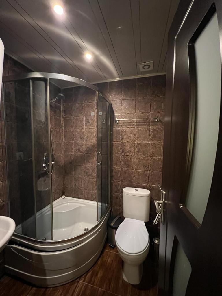 Elno Hotel Tbilisi Ngoại thất bức ảnh