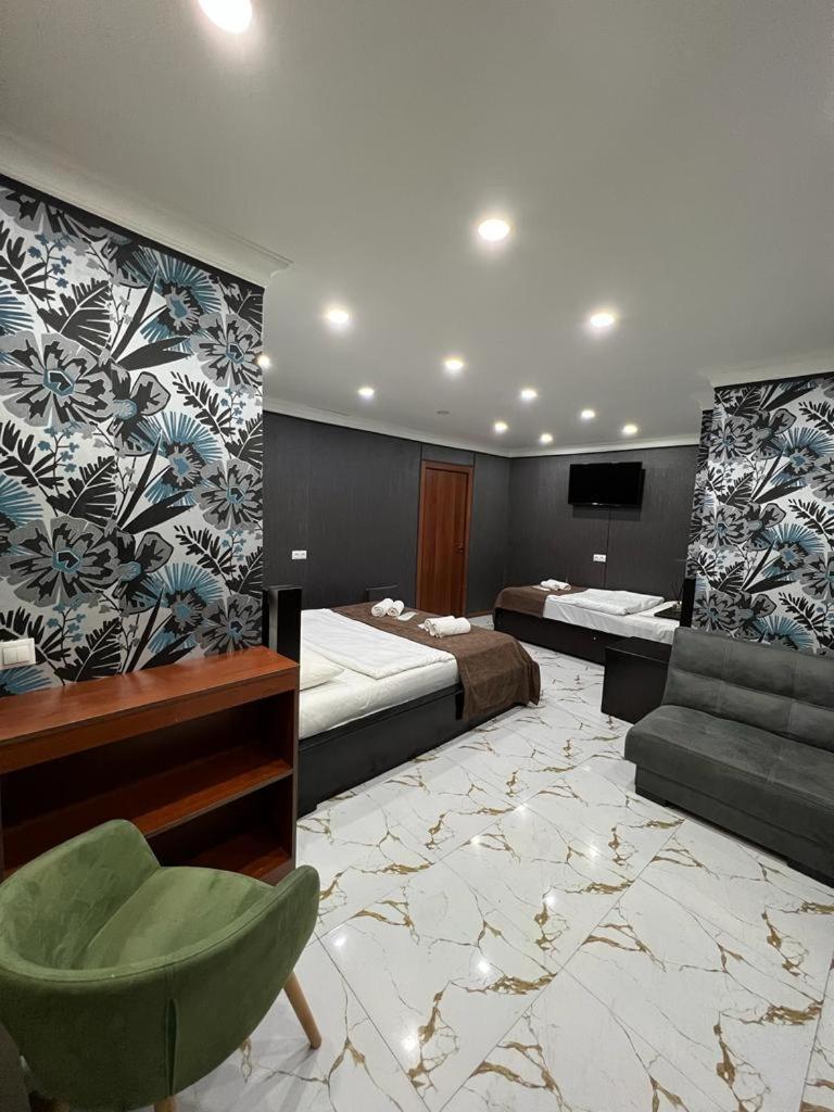Elno Hotel Tbilisi Ngoại thất bức ảnh