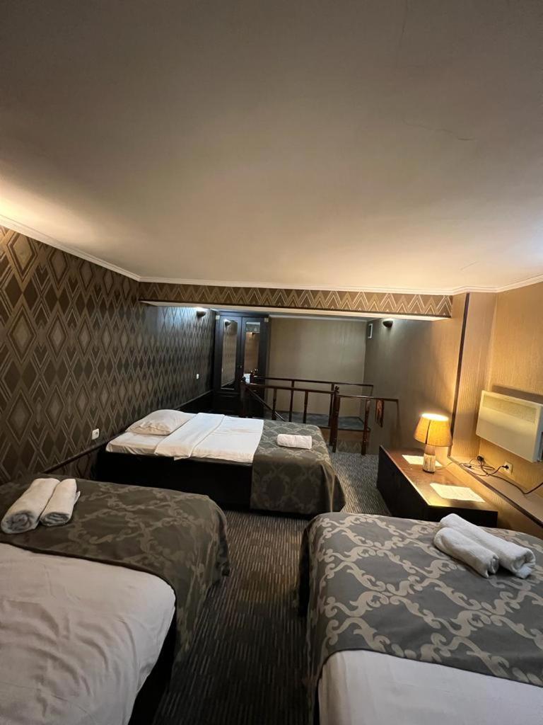 Elno Hotel Tbilisi Ngoại thất bức ảnh